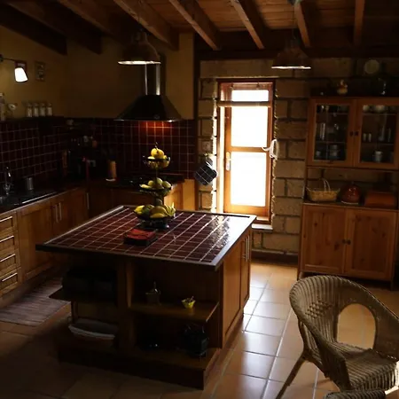 Casa Zenaida Holiday home *